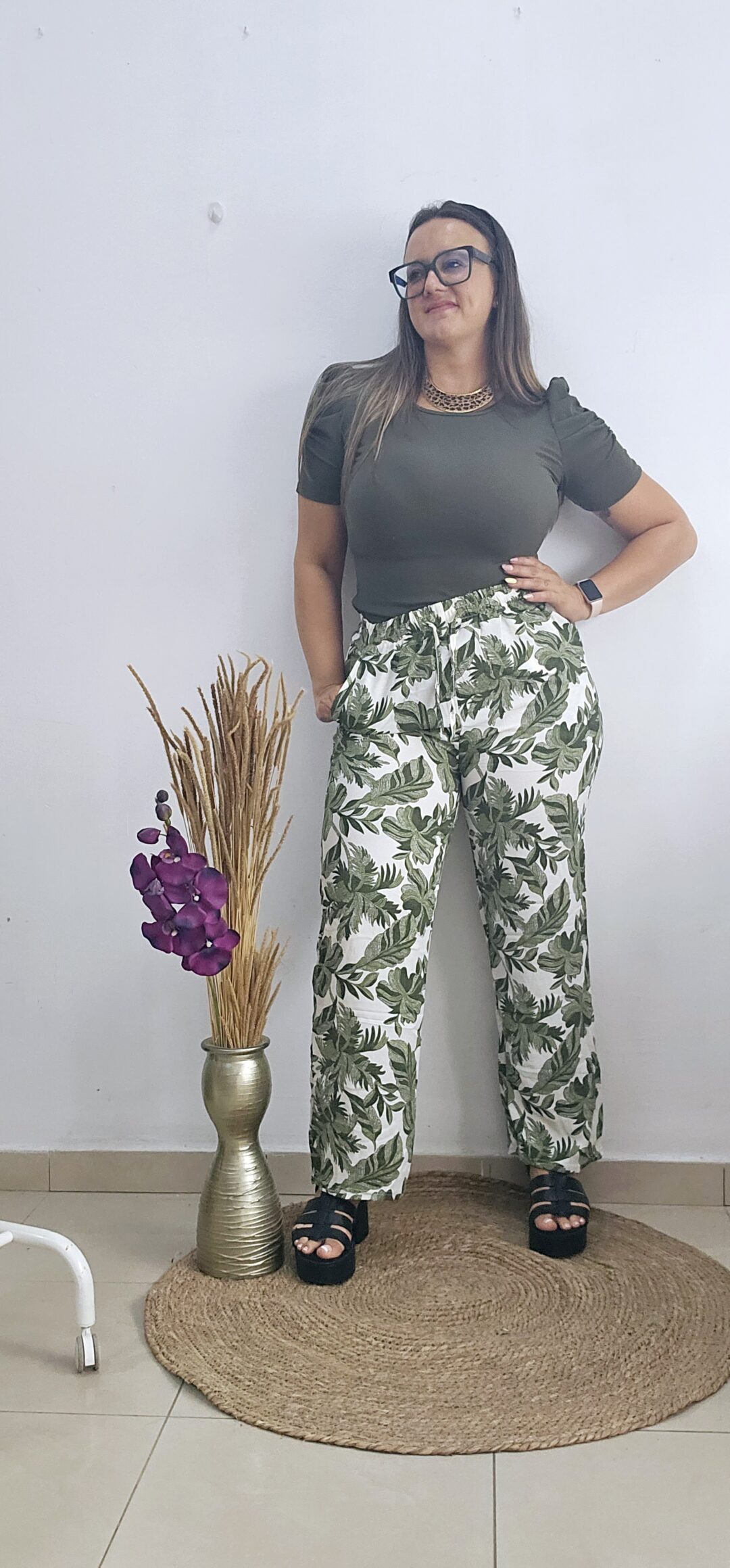 Pantalon floreado verde