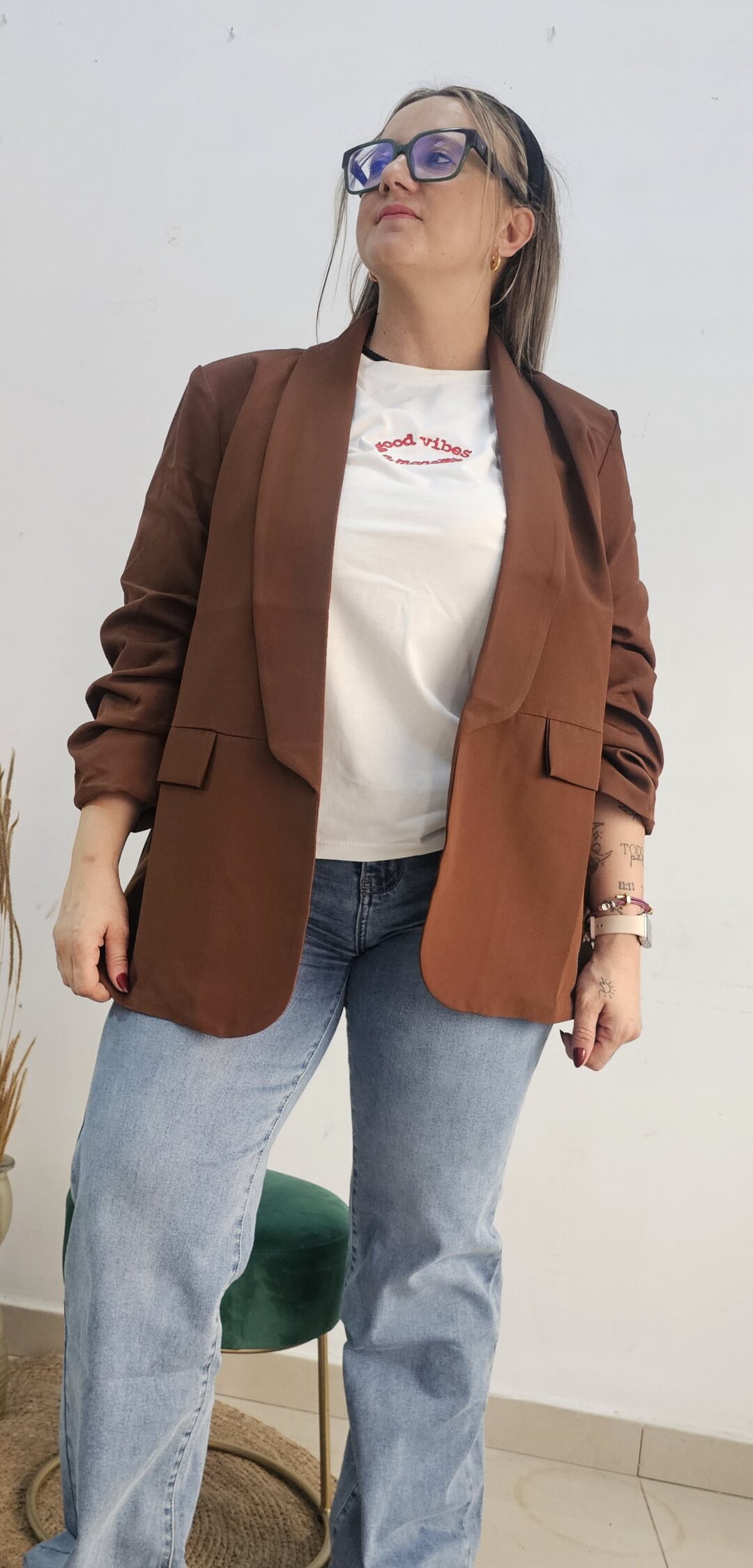 Blazer curvi marrón
