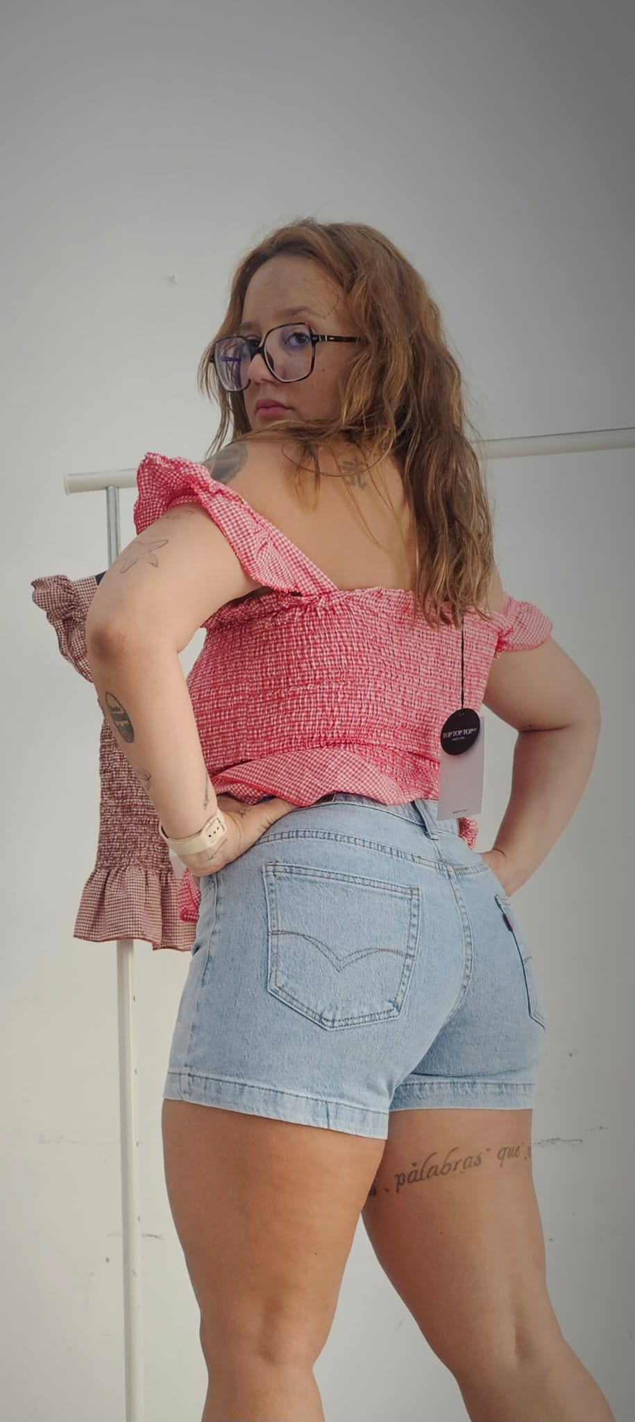Short levis